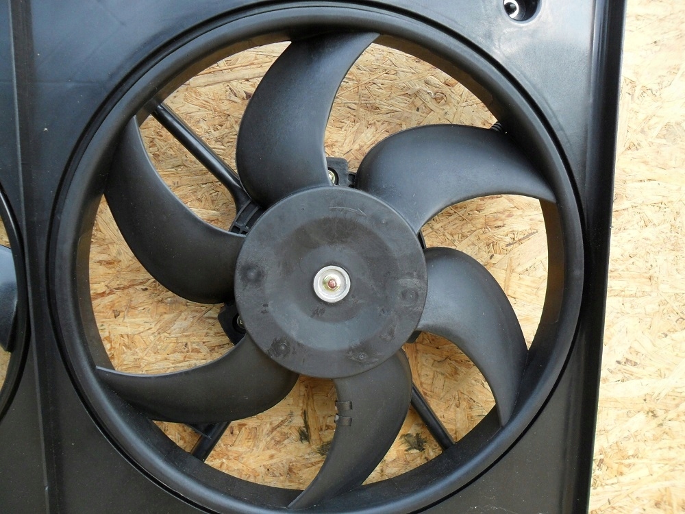 фото №6, Kia carens fj 2004- вентилятор