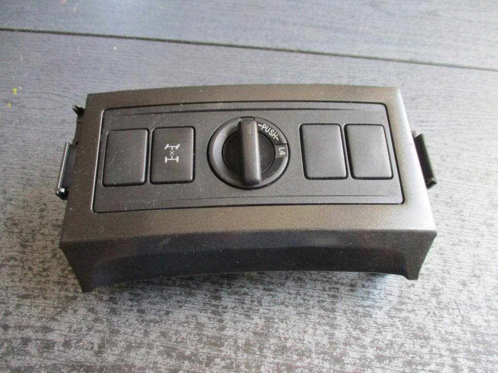 фото №1, Панель приводов toyota land cruiser 58844-60032