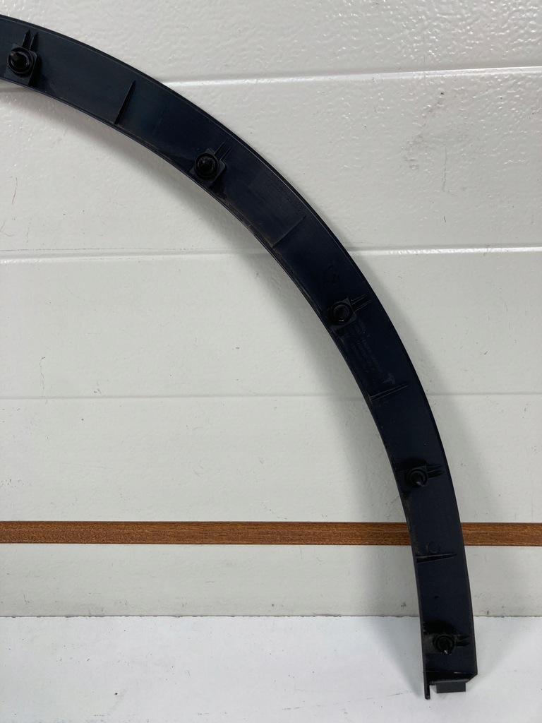 фото №8, Молдинг крыла правого передний tesla y