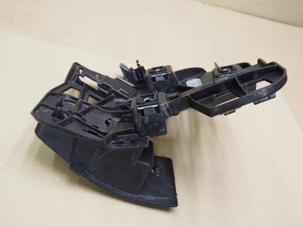 Купити Mercedes eqe v295 напрямна кронштейн задні праве оригінал a2958858800