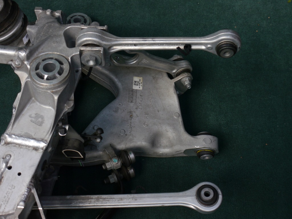 фото №1, Підвіска задні болти aston martin vantage 2017-