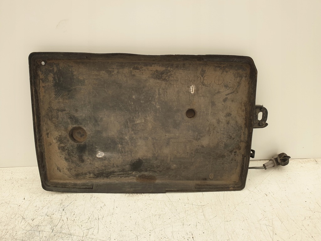 фото №1, Основание аккумулятор outback iv 12r eu 82122aj001