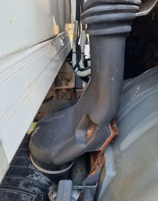 фото №1, Впуск корпус з'єднувач фільтр повітря daf 45 55lf