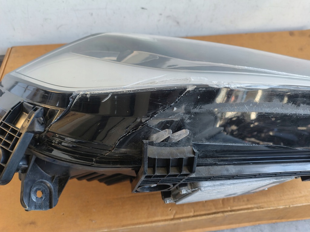 Full led tesla x лампа права europa 103431900d Київ