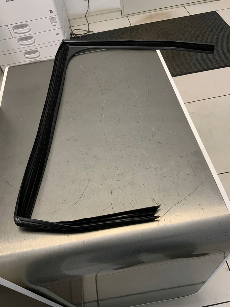 фото №9, Прокладка скло лівий перед peugeot 3008 i 9682925780