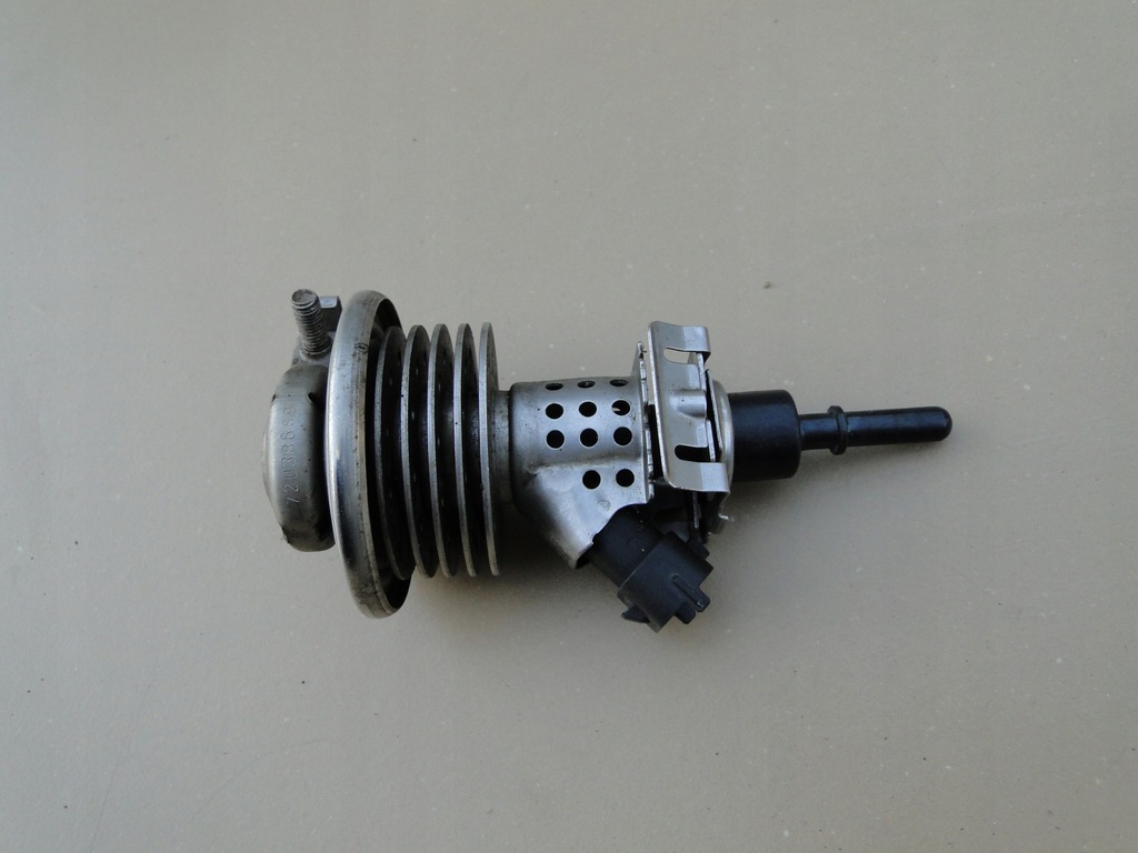 фото №8, Jaguar xf x260 форсунка adblue