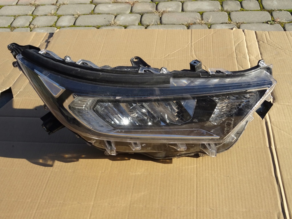 фото №1, Toyota rav4 v full led лампа правая europa