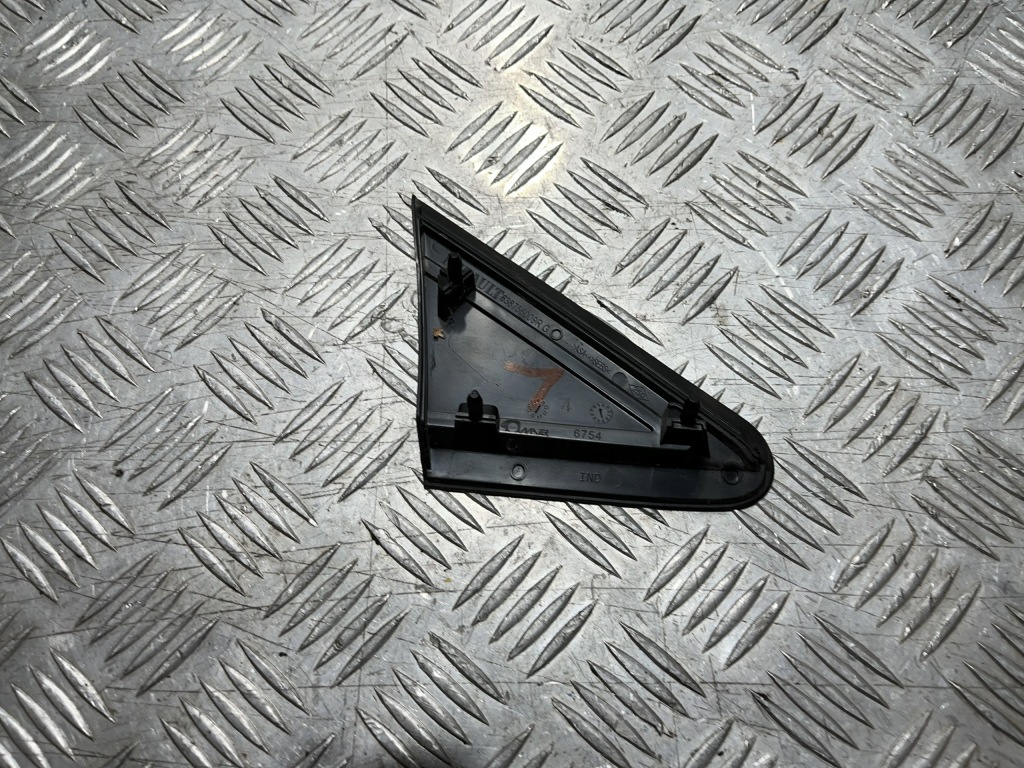 фото №2, Треугольник молдинг крыла левый перед renault captur ii 19-