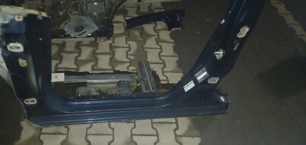 Купить Порог стойку лонжерон левый перед mazda 2 3 dj 14-