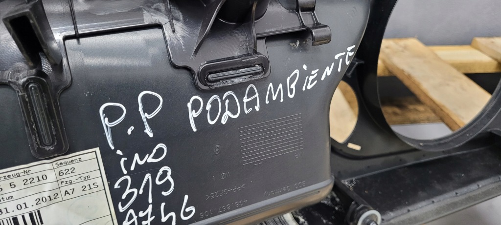 фото №16, A7 4g обшивка правий перед передній шкіра 4g8867106 eu ambiente