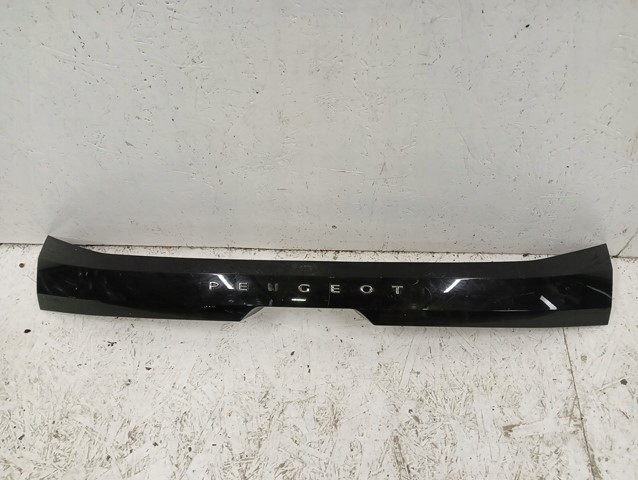 фото №1, Накладка накладка na кришка задня peugeot 208 ii 2019-