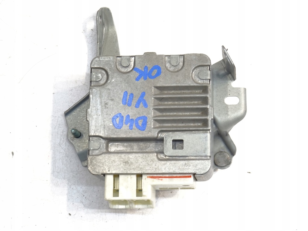 фото №8, Бортовий комп'ютер підсилювача toyota yaris ii 2006-2011