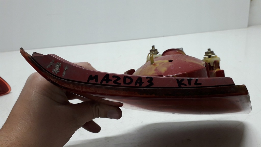 фото №11, Mazda 3 03- hb лампа права задня + w кришка