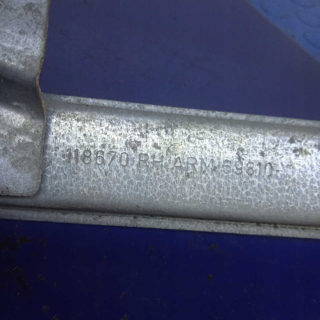 Toyota aygo i механизм подъёма стекло моторчик правый перед 118670 с Разборки