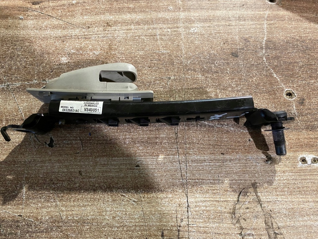 фото №1, Jeep commander xk ліва регулювання висоти поперечина bezpieczeństwam