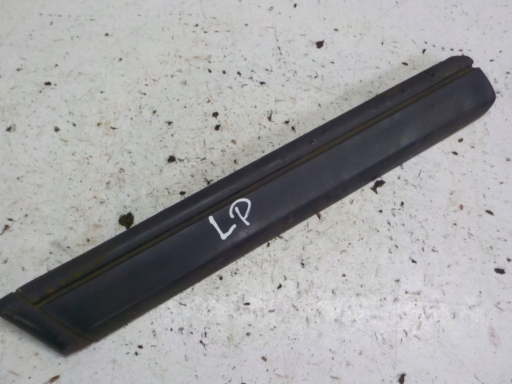 Купити Mercedes w124 молдинг крила ліва