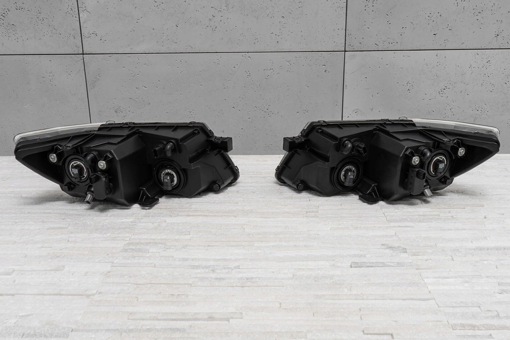фото №12, Dodge journey i 2008-2020 лампы передние чёрные комплект 68200085ab europa