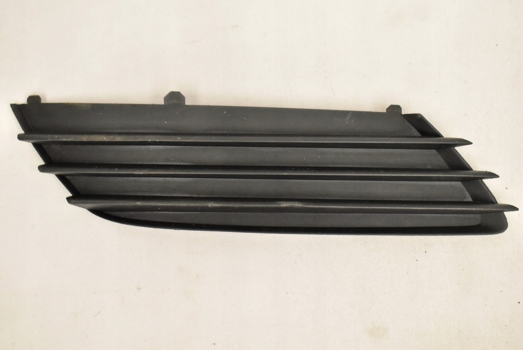 Купить Opel astra h решётка бампера перед 13117251