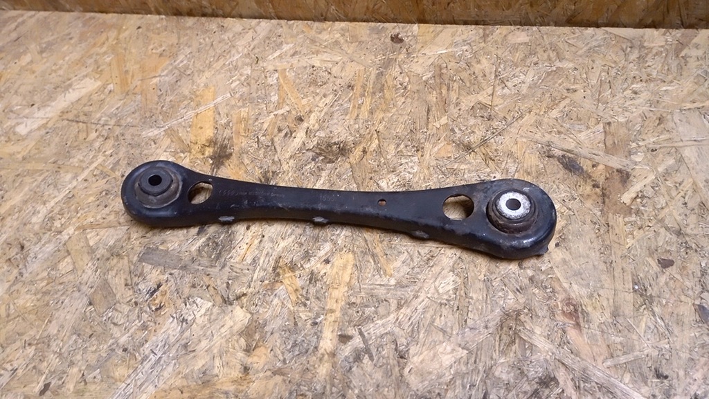 фото №1, Audi a4 b6 2.5 v6 tdi cabrio рычаг задняя