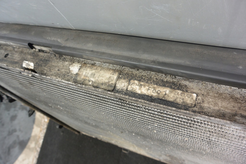 Радиатор воды 3.0 tdi audi q7 4l touareg 7l в Украине