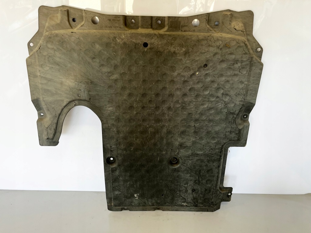 фото №1, Mercedesa s-klasa w222 защита pod коробка передач a2225200523