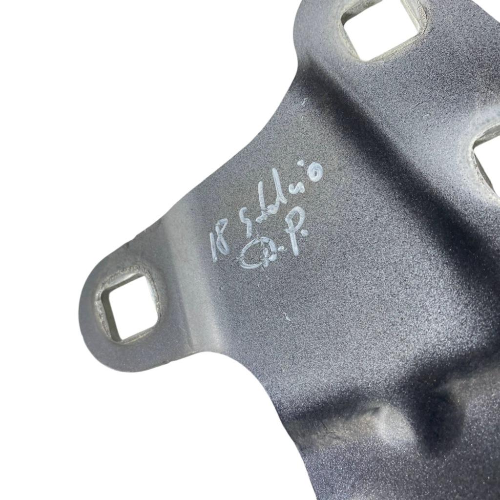 фото №8, Alfa romeo stelvio 2019 комплект петли крышки / капот двигателя