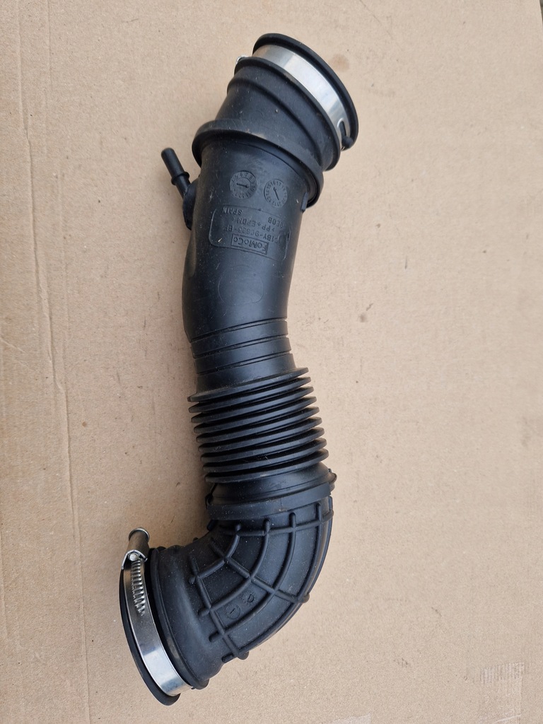 фото №5, Ford fiesta mk7 vii 7 st 1.6 turbo труба воздухозаборник воздуха wąż c1by-9c623-bf