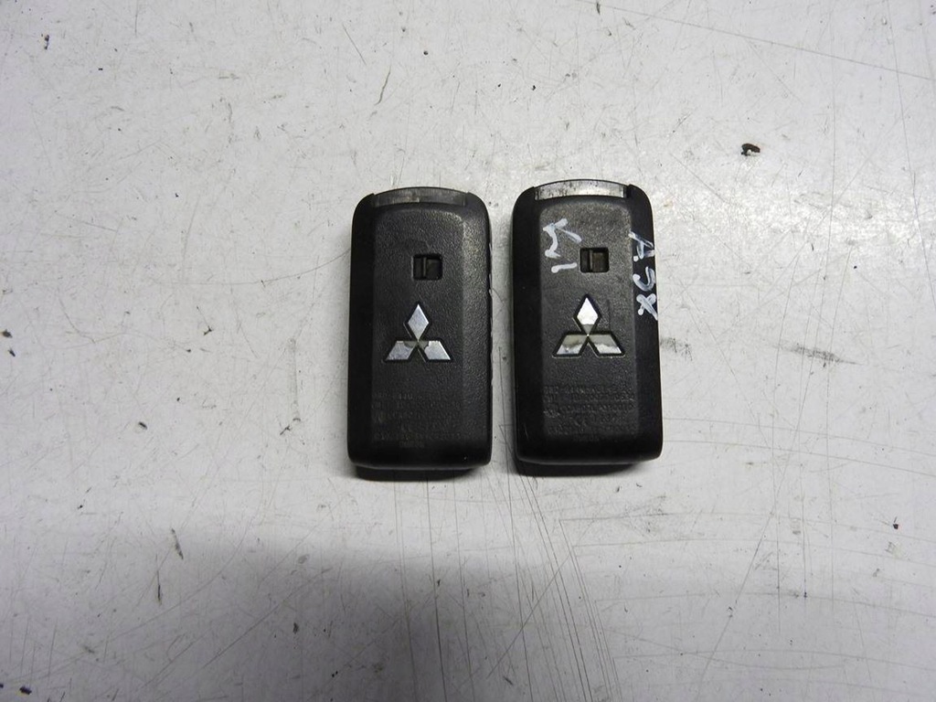 фото №1, Mitsubichi asx i 10-12 pilot ключ g8d-644m-key-e