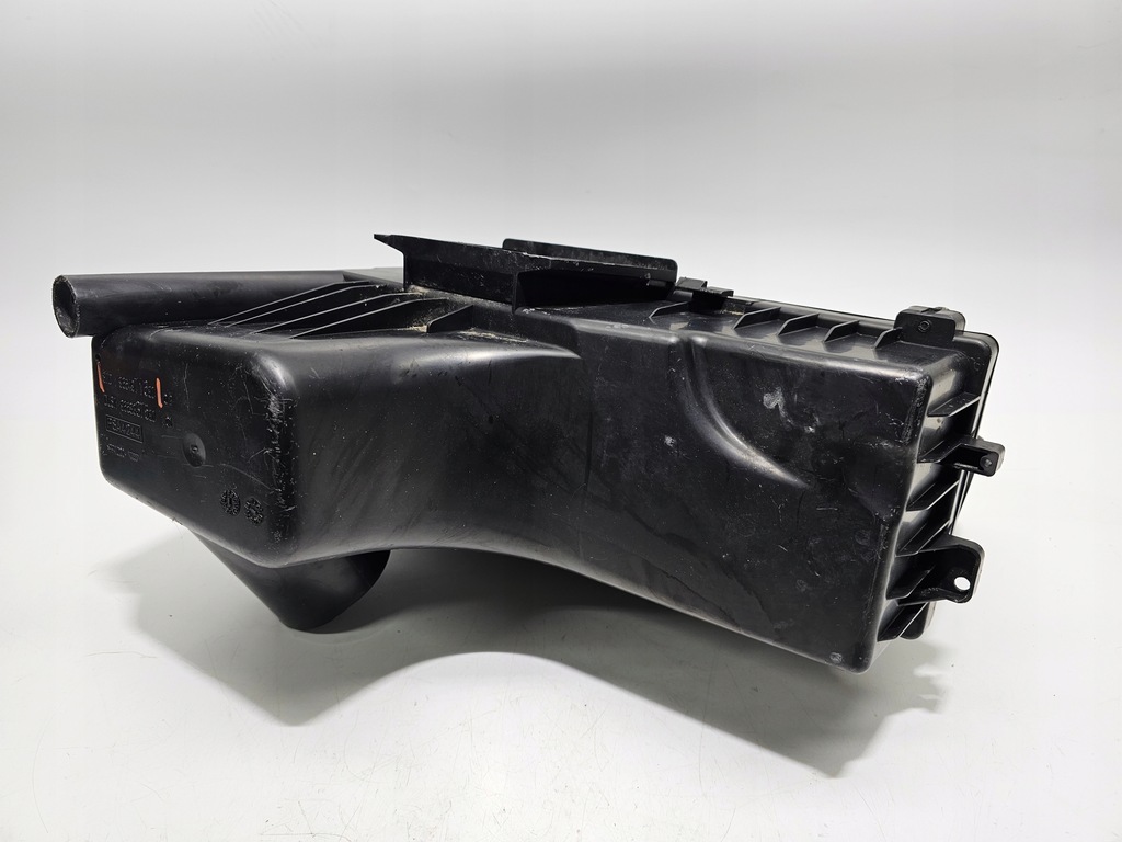 фото №8, Корпус фільтра повітря 2.2 hdi citroen c5 iii #4184