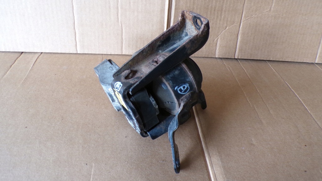 Corolla e12 подушка двигуна Зі Шроту