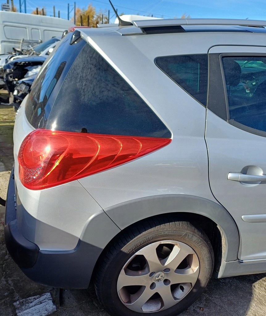 фото №1, Peugeot 207 07r cross kombi sw четверть крыло правый задняя ezrc