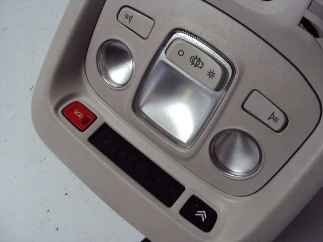 фото №3, Лампа потолочный citroen c3 aircross