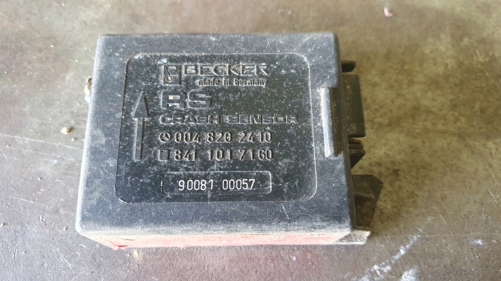 Купити Mercedes w124 - датчик подушок 0048202410