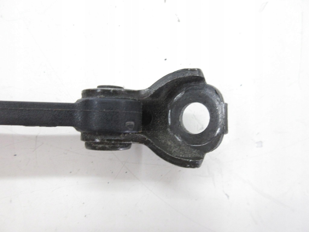 фото №7, Honda civic vii 5d hb 1.4 16v 90 km d14z6 ограничитель дверь перед правый