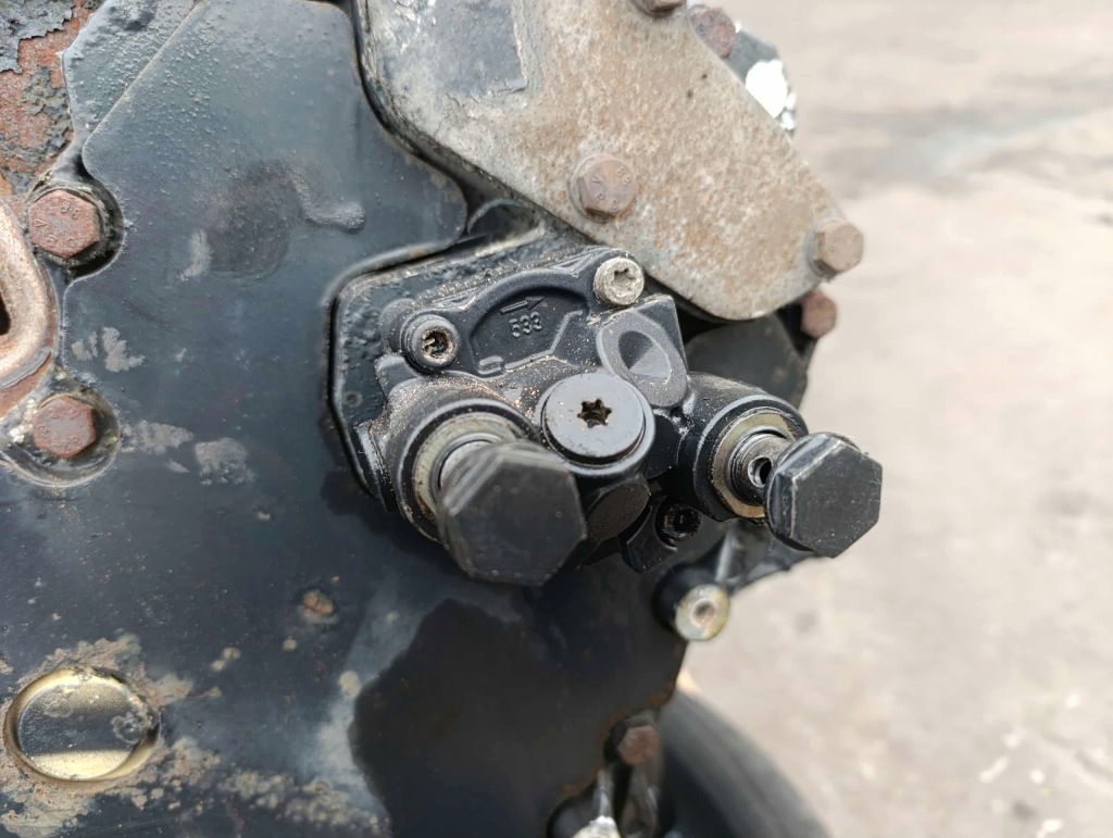 Купити Насос пального wysokiego тиску man tgx 440 51.11103-7792