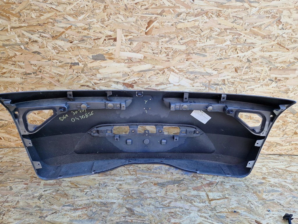 фото №4, Накладка кришка багажника багажника renault megane iv kombi