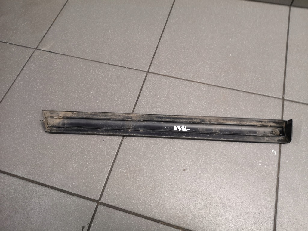 фото №6, Молдинг крыла левый задняя audi a3 8l 8l3853699a