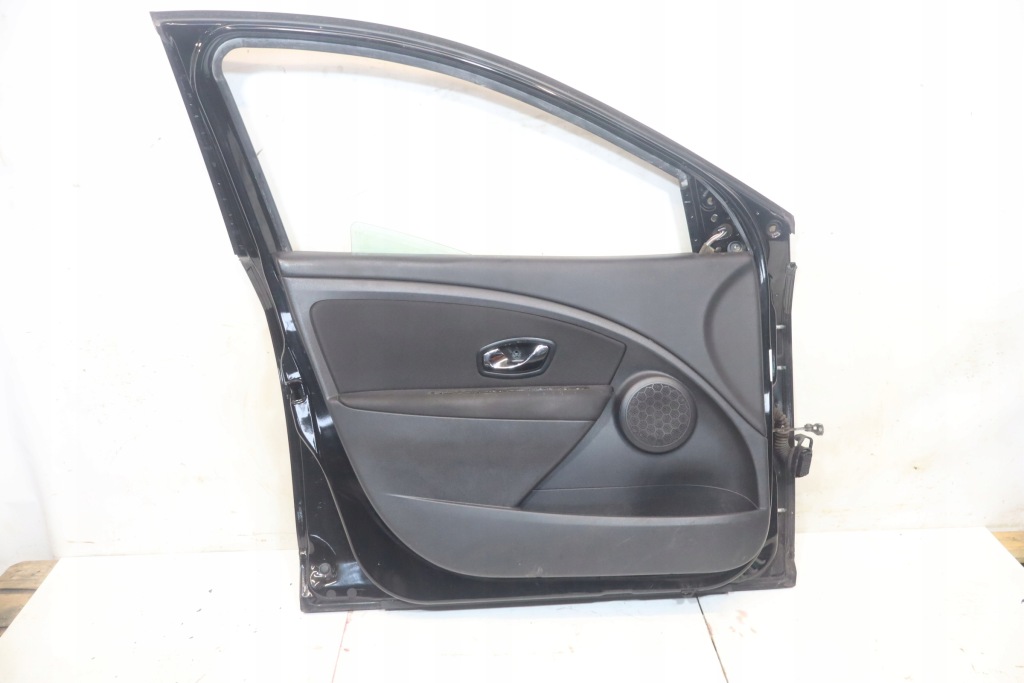 Дверь левый перед renault fluence lift tegne Цена