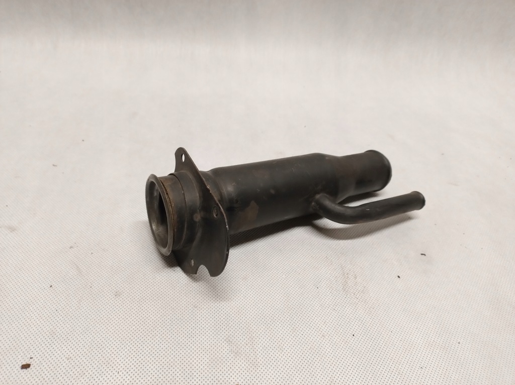 фото №2, Jeep cherokee xj 2.5 td труба заливной заливная горловина топлива