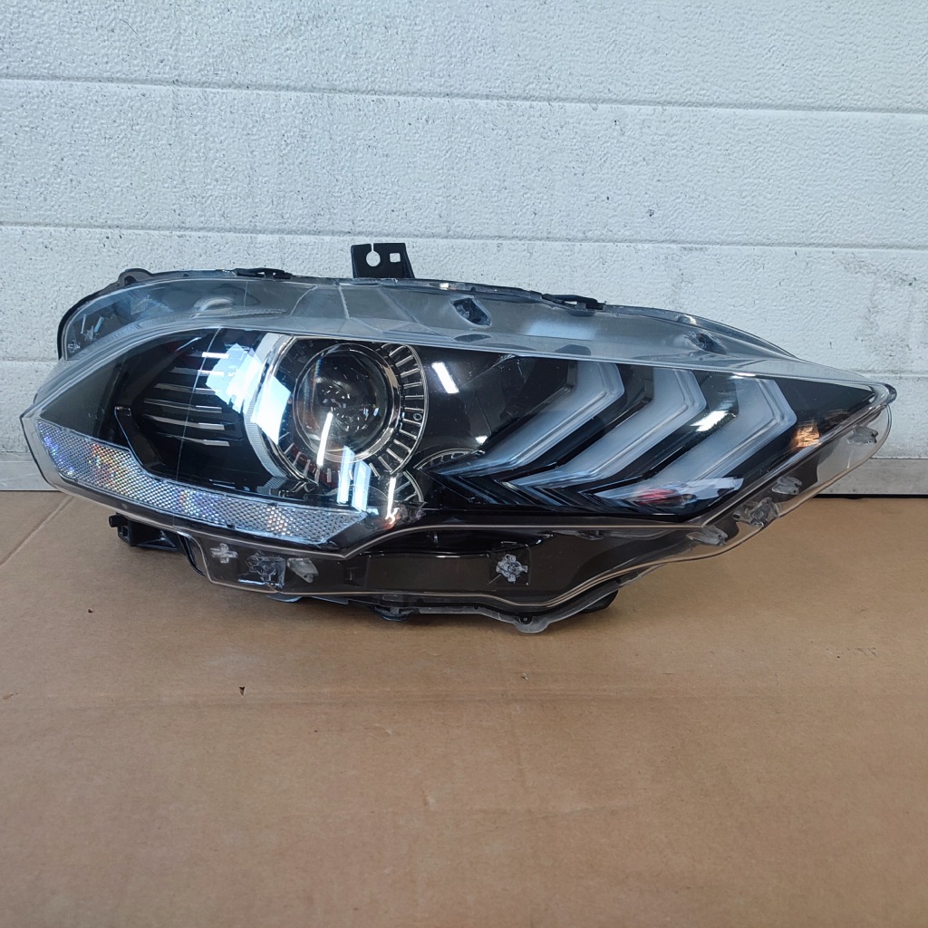 Фара правий перед ford mustang vi рестайлінг  full led європа Недорого