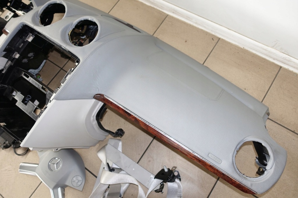 фото №5, Mercedes w164 x164 gl gl164 lift приборная панель консоль ремни подушки безопасности подушка