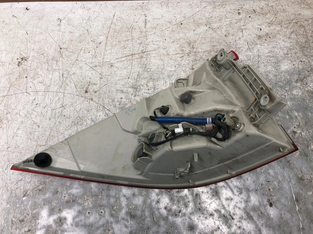 фото №6, Лампа правий задня honda insight ii 220-22874