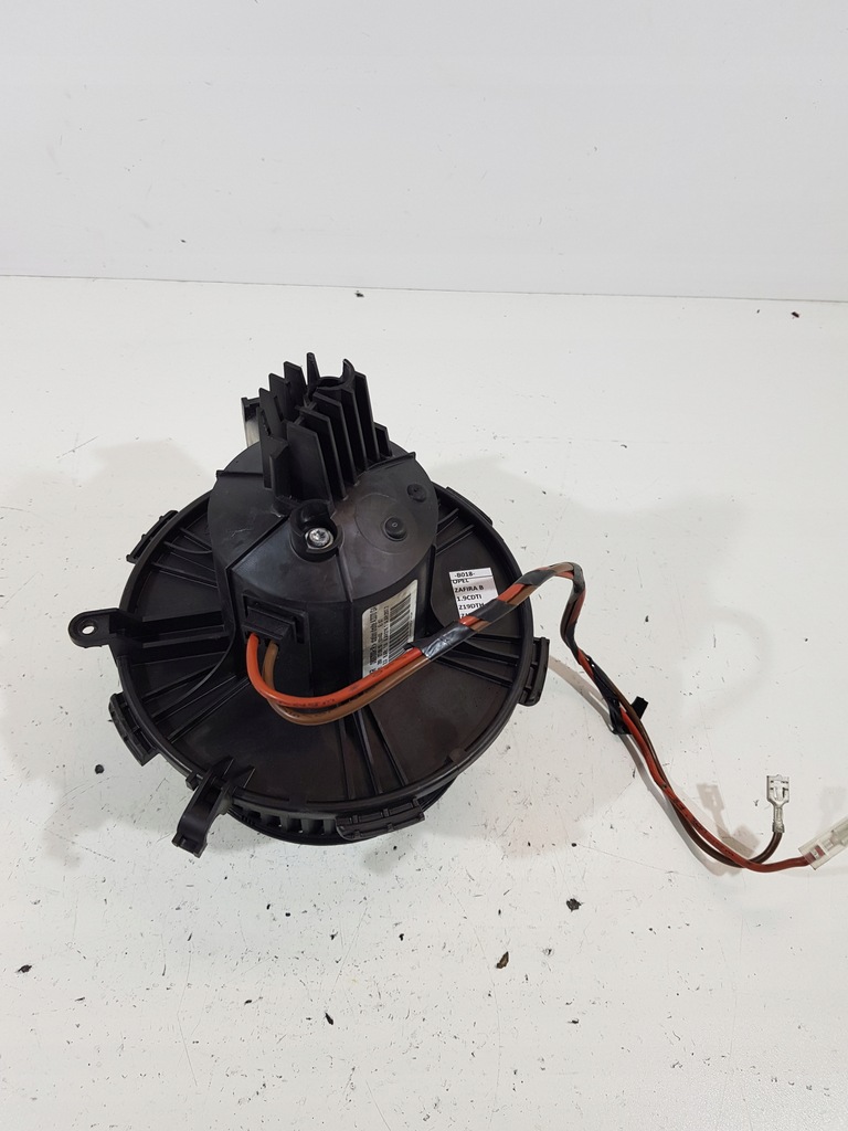 фото №1, Вентилятор обдув d8087000 opel zafira b eur