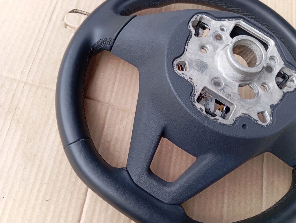 фото №13, Vw golf viii 8 5h0 passat b8 lift tiguan воздуховод кожа nowa