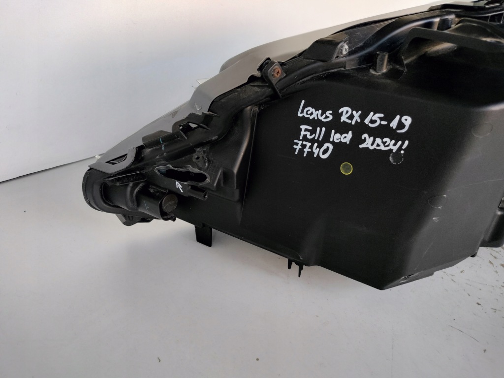 Лампа права фара lexus rx 15-19 full led Недорого