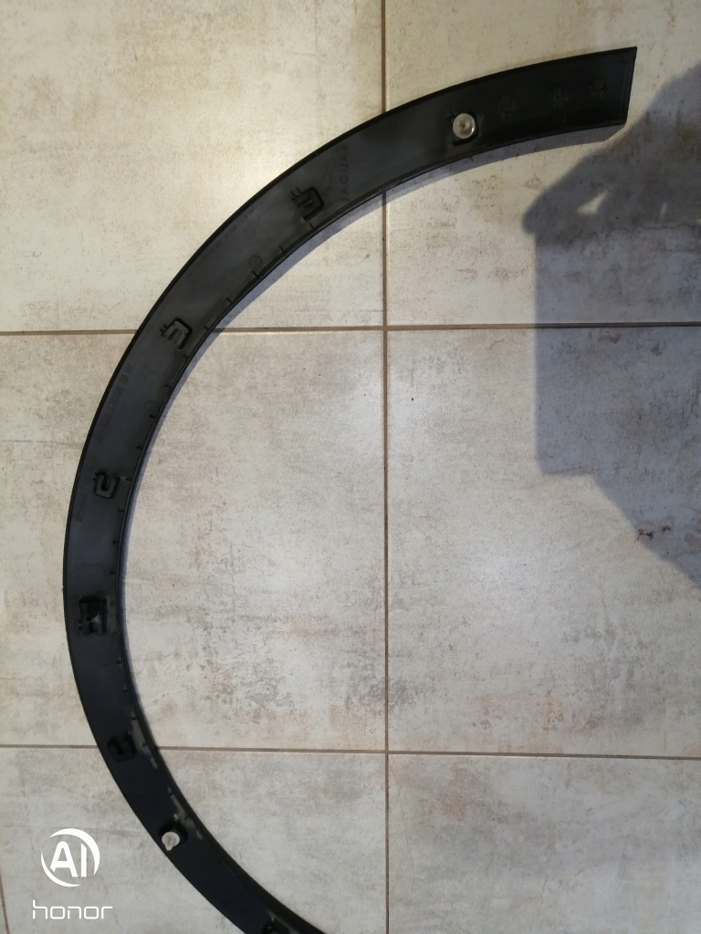 фото №10, Молдинг крыла перед правая j9c3-16a074-d jaguar e-pace x540 18r