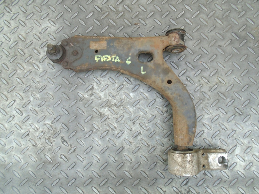 фото №1, Fiesta mk6 важіль перед лівий