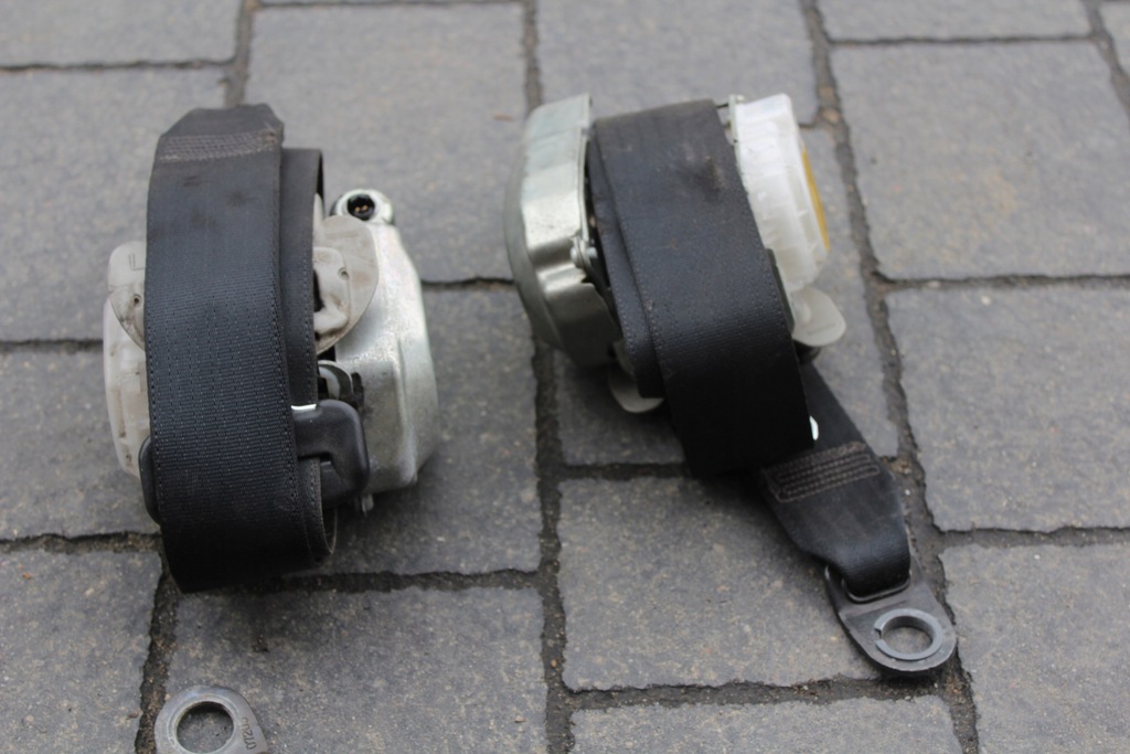 фото №1, Corolla verso ii pas ремені безпеки перед лівий правий комплект