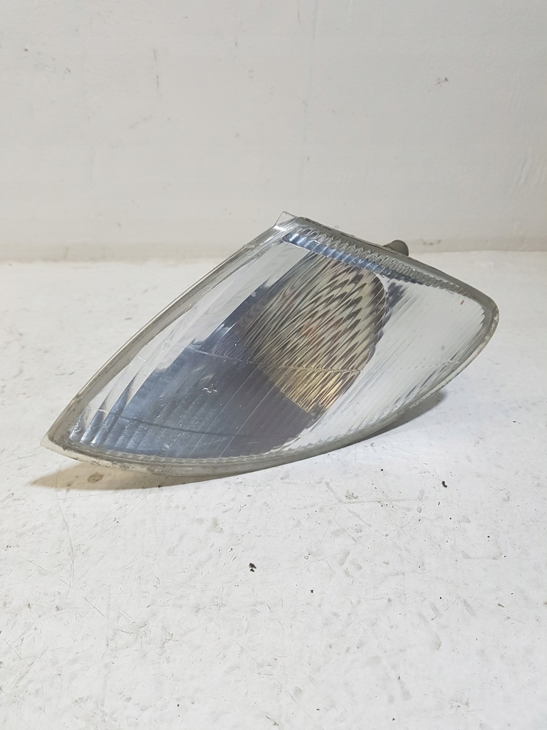 фото №1, Поворотник лівий перед renault scenic 1