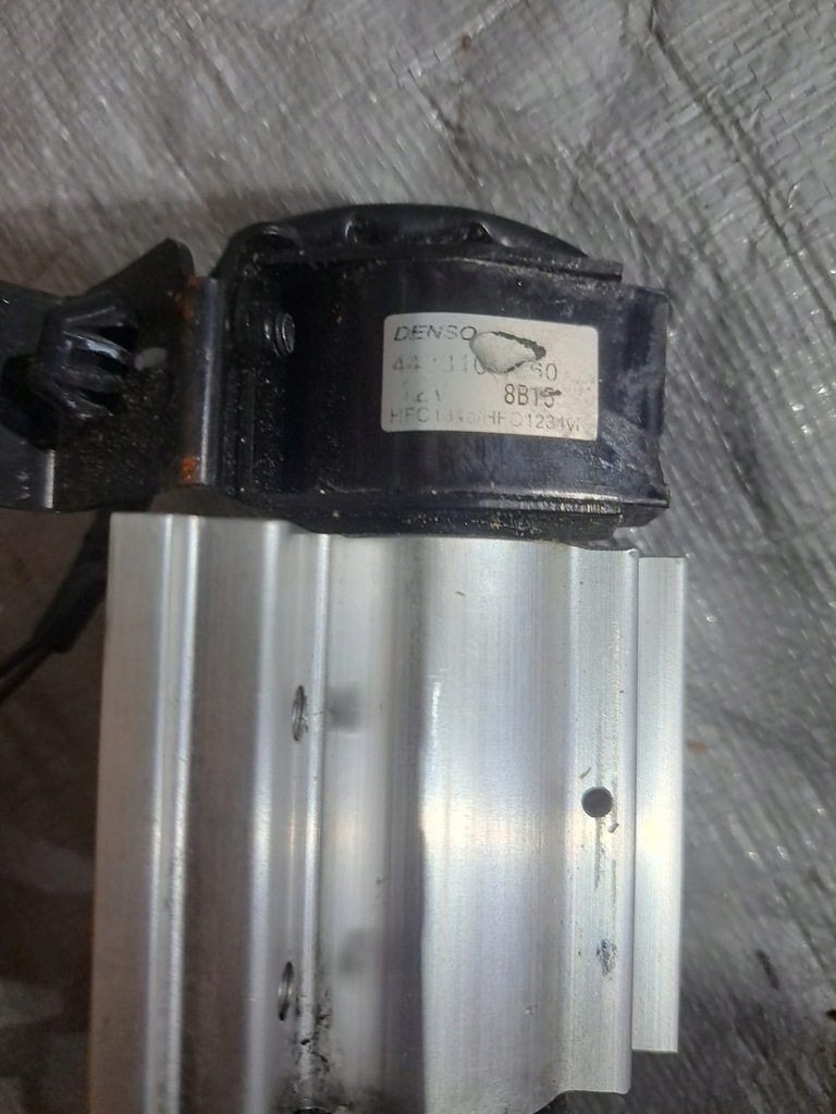 фото №5, Nissan leaf ii 2 клапан соединитель кондиционера